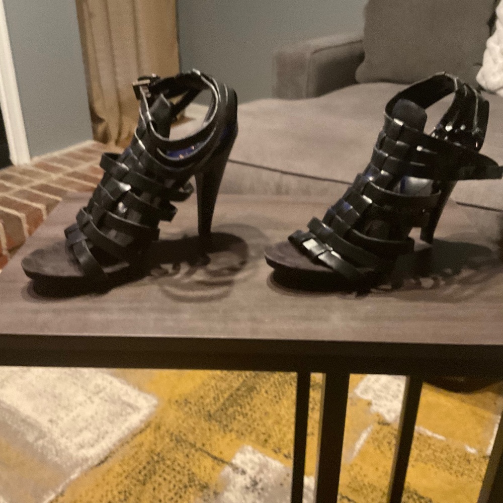 Black Sandal